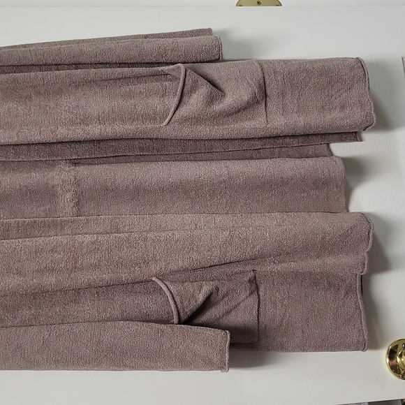 Barefoot Dreams Cardigan - Picture 2 of 9